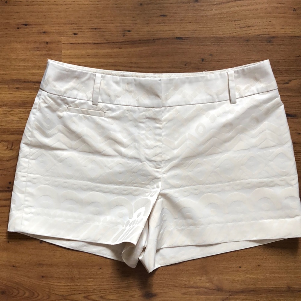 EUC LOFT ivory shorts Size 6 - Picture 4 of 8